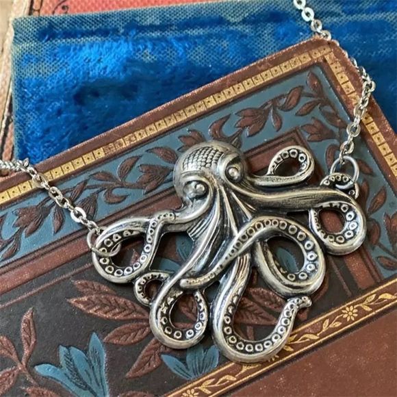 Jewelry - Octopus 🐙 necklace
